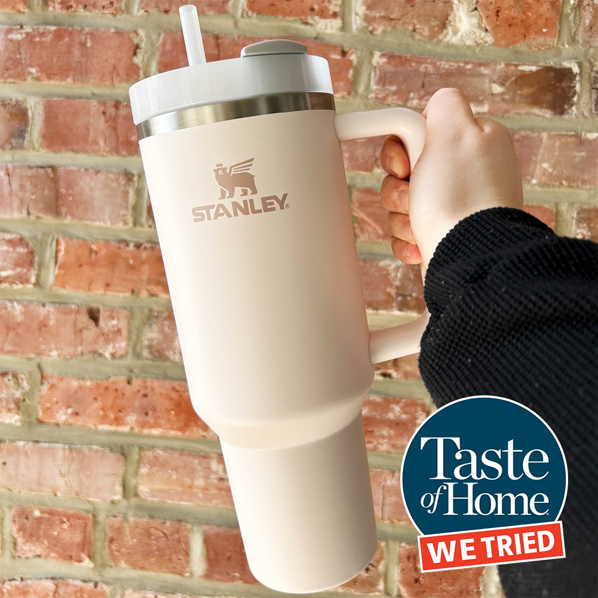 Stylish and Functional: A Look at the Design of Stanley Water Bottles